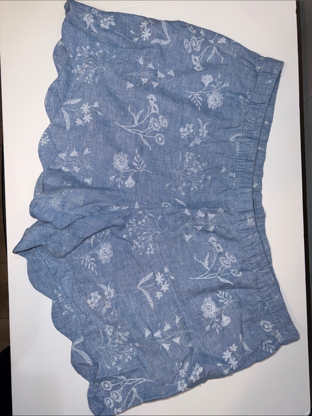 Old Navy Blue Floral Linen-Blend Shorts Sz XL with Pockets